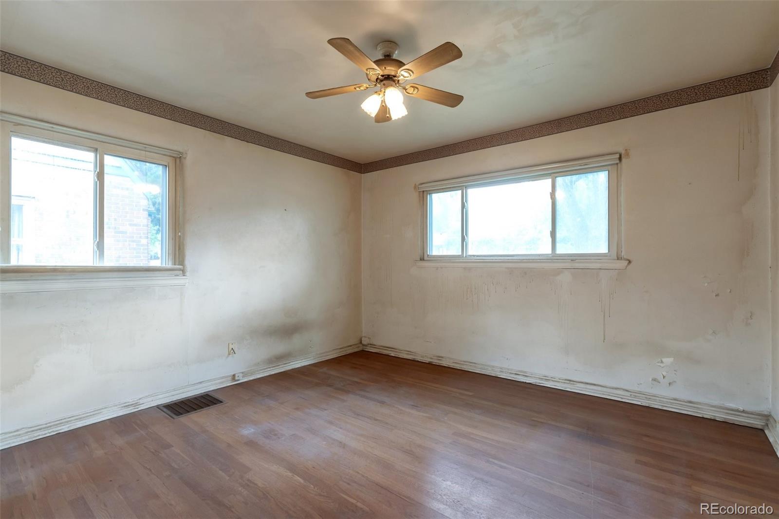 MLS Image #6 for 1335  locust street,denver, Colorado
