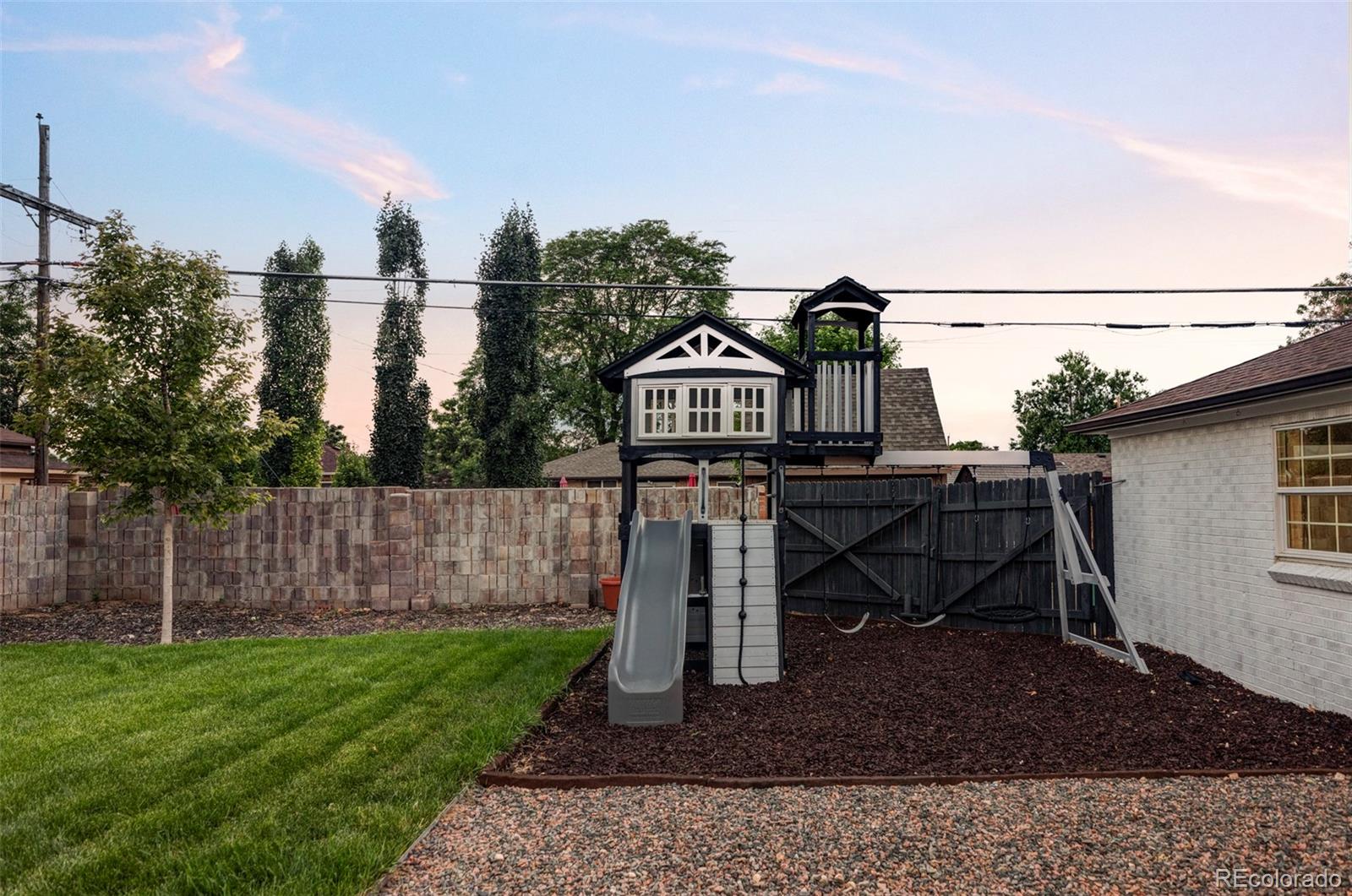 MLS Image #33 for 2941  oneida street,denver, Colorado