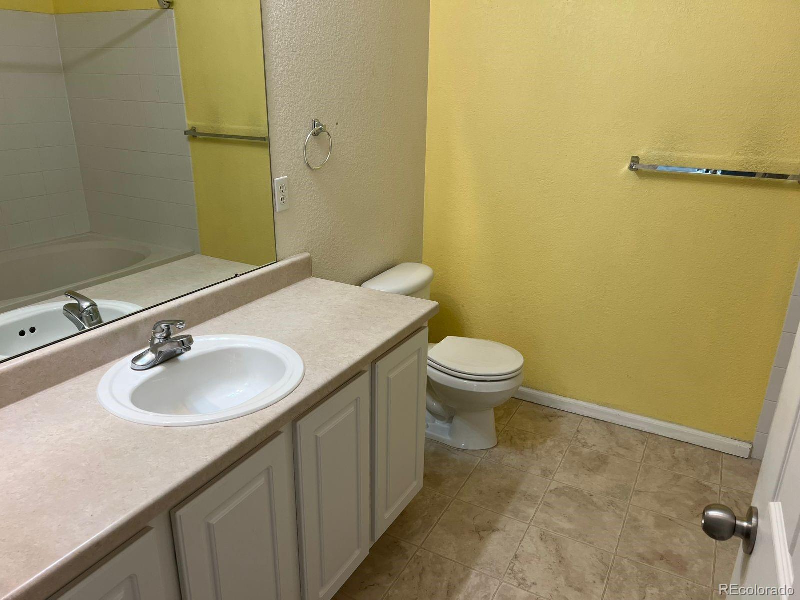 MLS Image #10 for 5255  memphis street,denver, Colorado