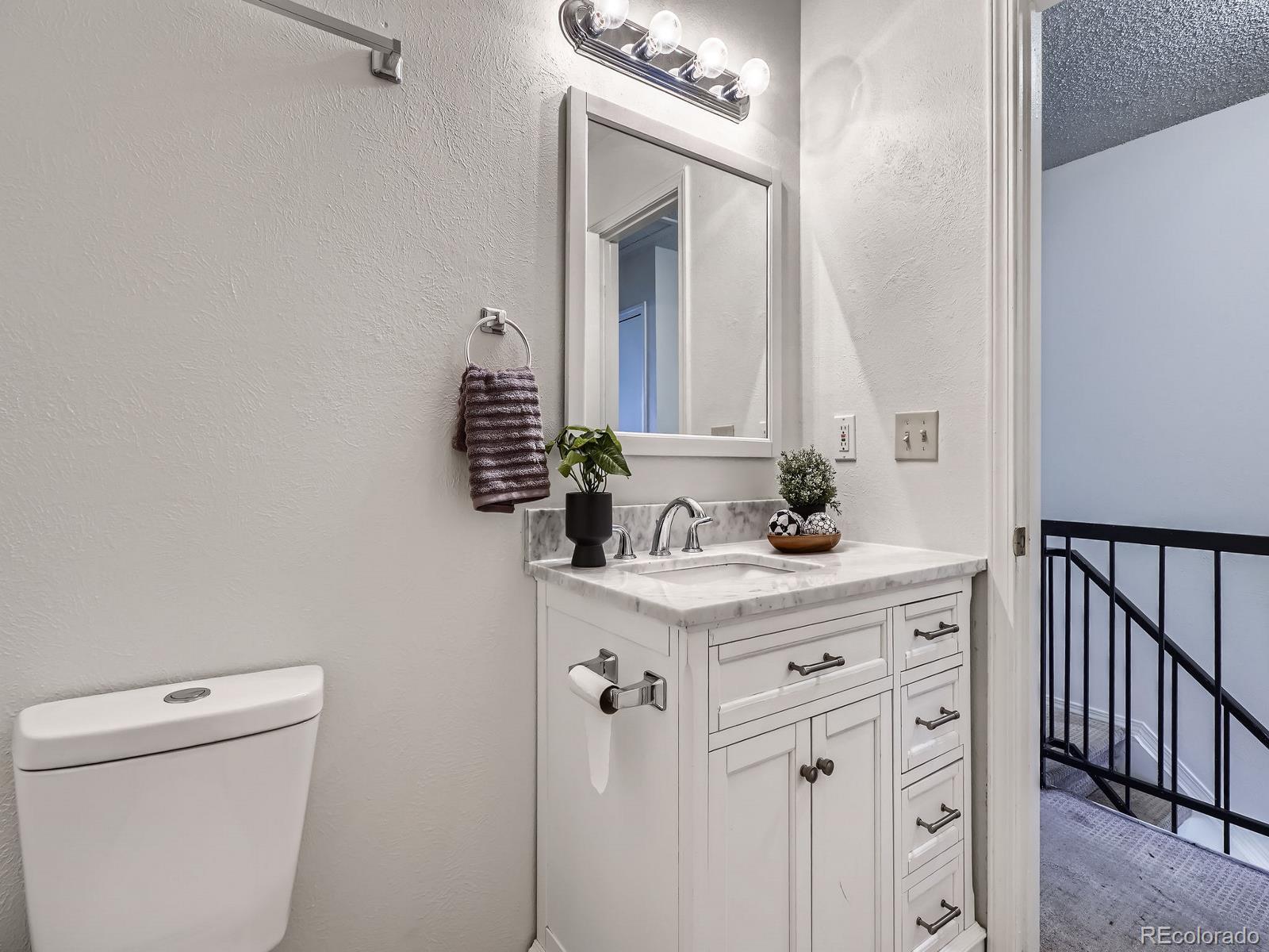 MLS Image #14 for 17681 e loyola drive e,aurora, Colorado