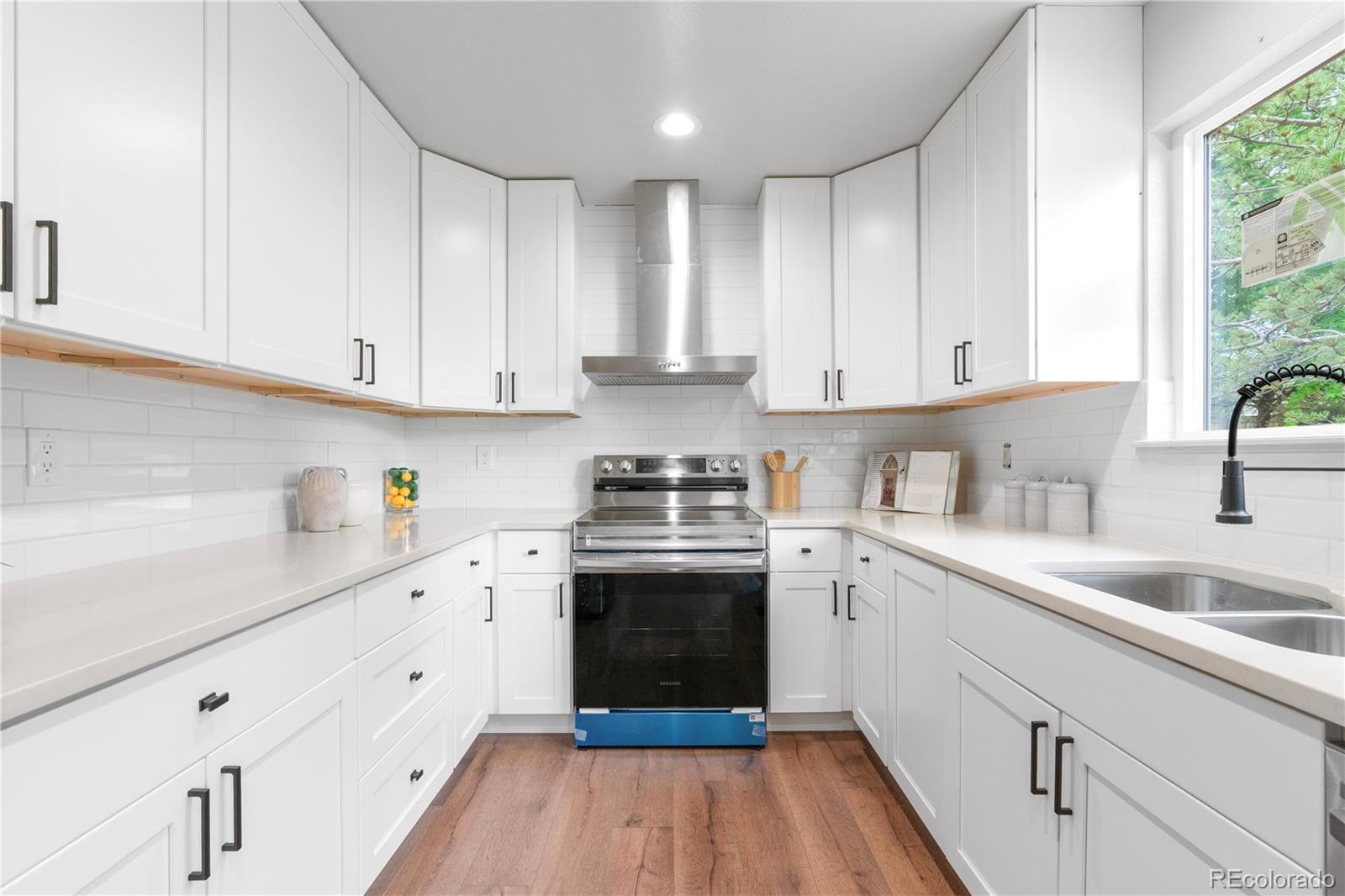 MLS Image #3 for 4257 s andes way,aurora, Colorado