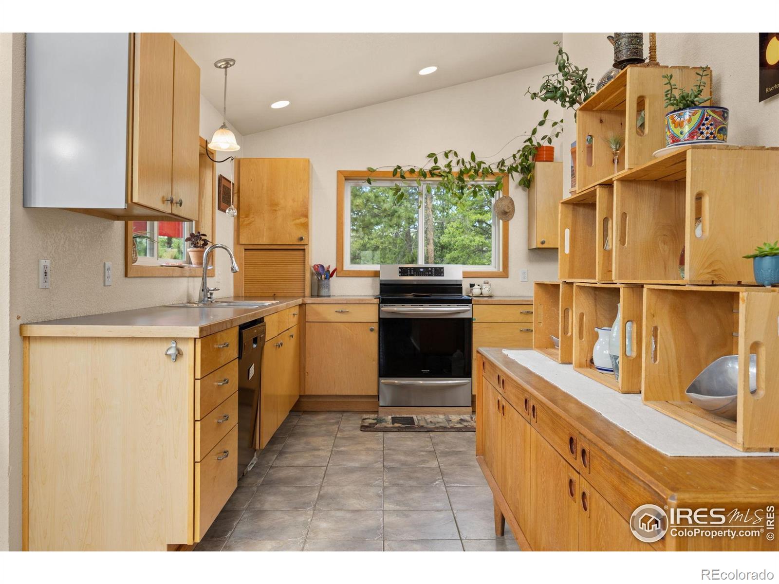 MLS Image #12 for 21  shoshoni camp road,rollinsville, Colorado