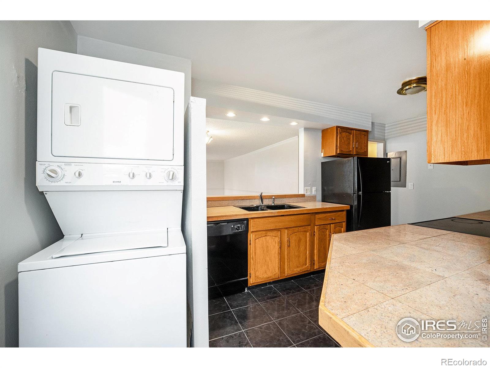 MLS Image #5 for 1625  larimer street,denver, Colorado