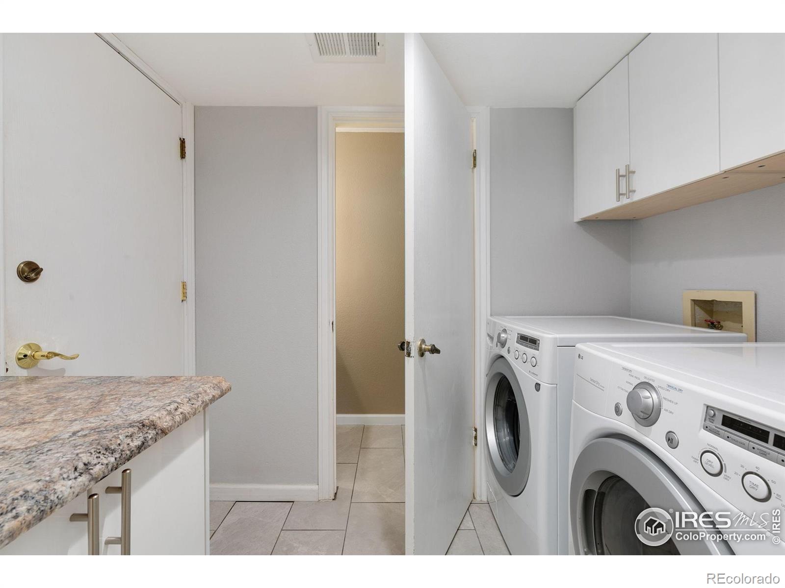 MLS Image #11 for 1632  shenandoah circle,fort collins, Colorado