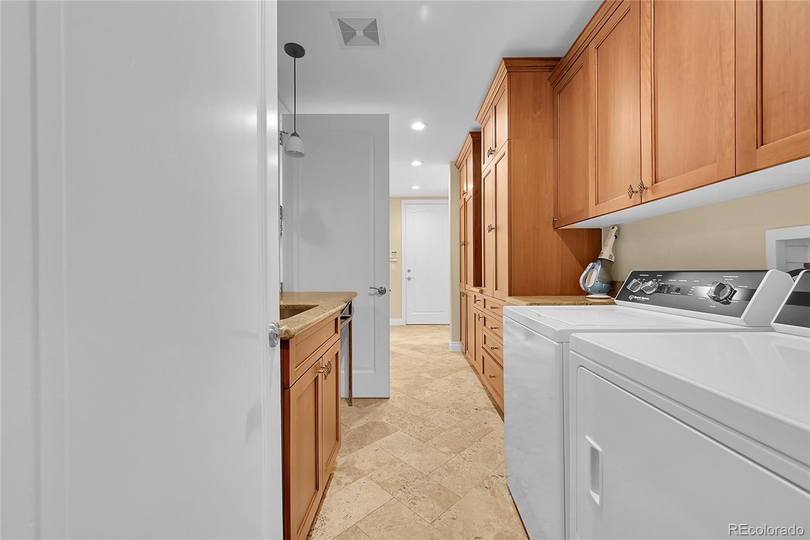 MLS Image #11 for 6783 e orchard road,greenwood village, Colorado