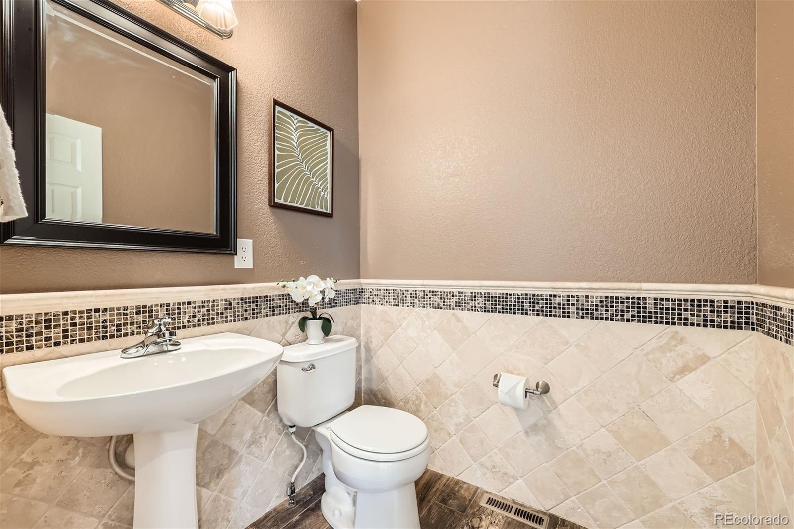 MLS Image #13 for 11089  woodhurst circle,highlands ranch, Colorado
