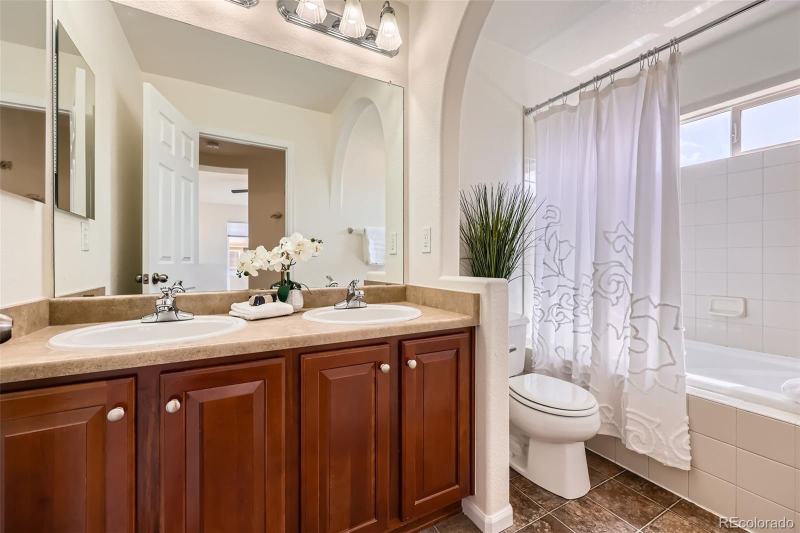 MLS Image #17 for 11089  woodhurst circle,highlands ranch, Colorado