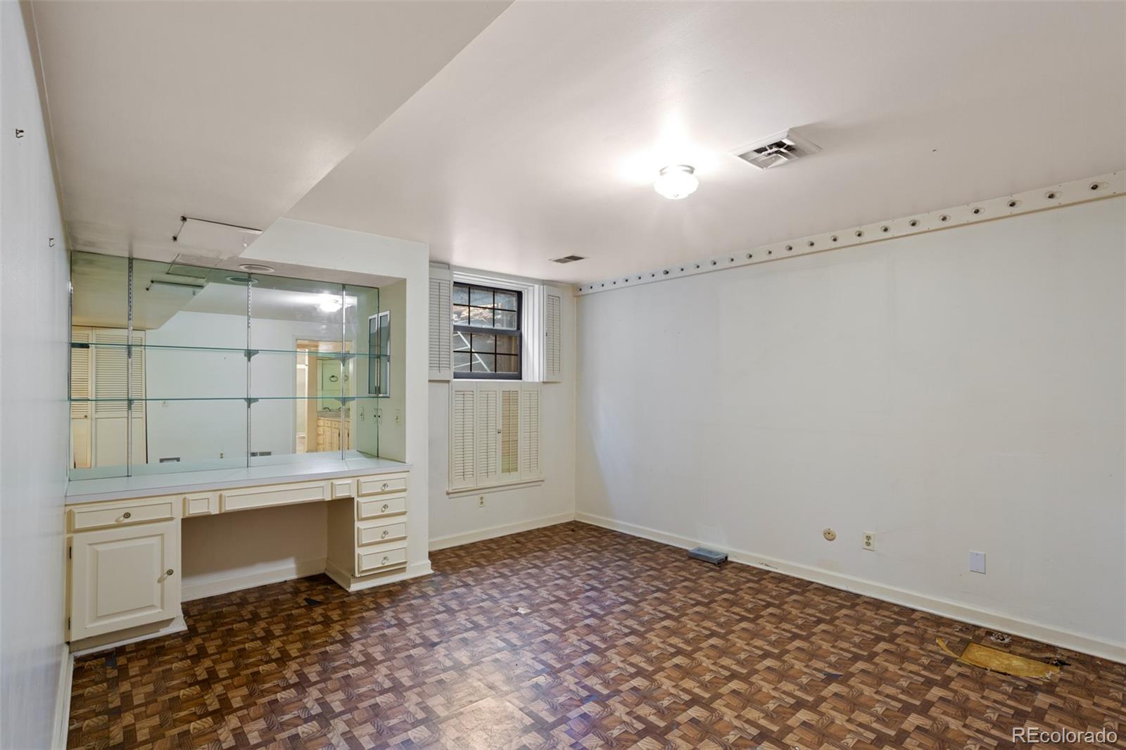 MLS Image #30 for 2800 s university boulevard,denver, Colorado