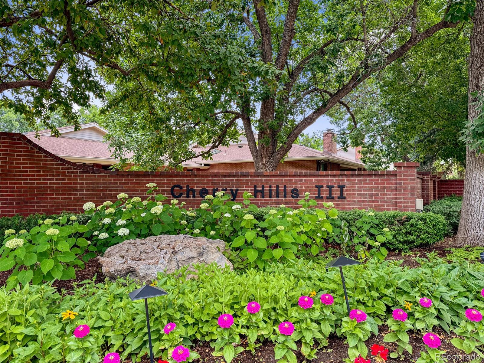 MLS Image #33 for 2800 s university boulevard,denver, Colorado