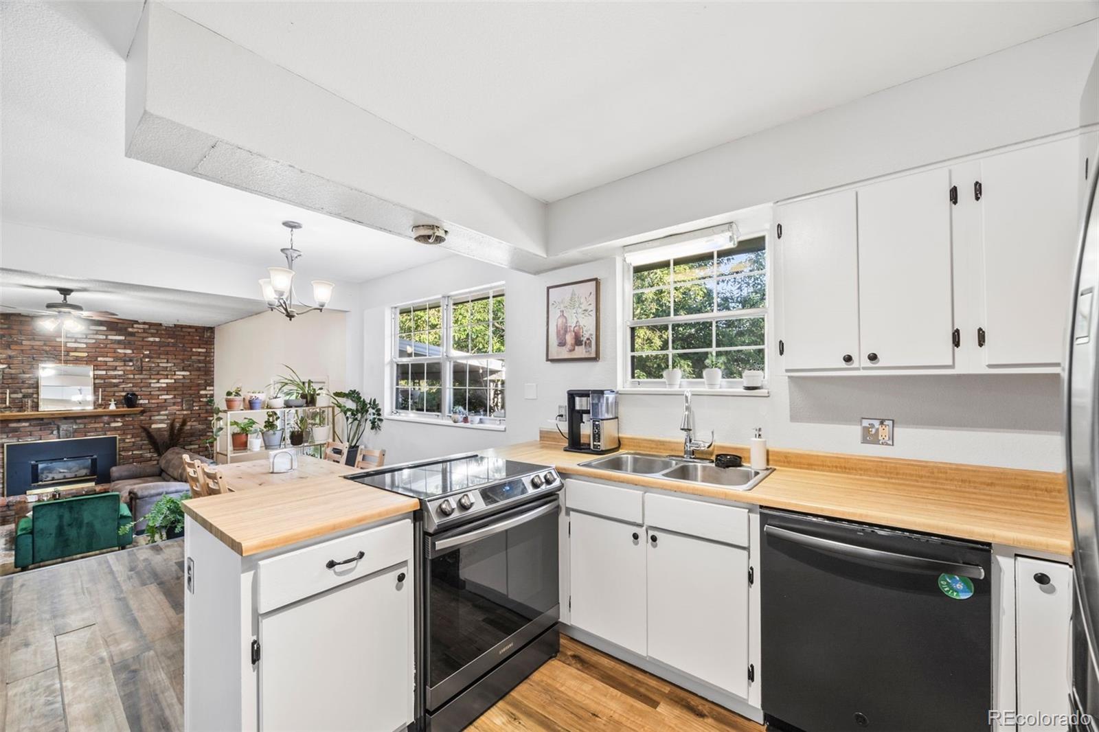 MLS Image #13 for 5054 w 61st drive,arvada, Colorado