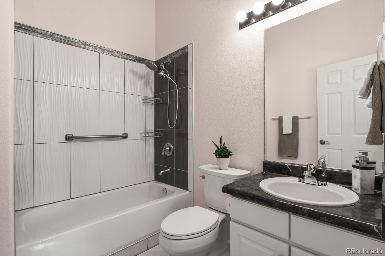MLS Image #9 for 4574 s cimmarron circle b,aurora, Colorado