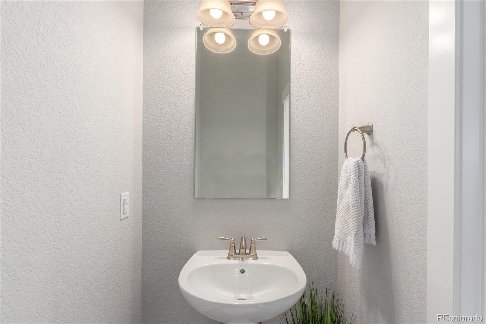 MLS Image #15 for 5735  boston street ,denver, Colorado