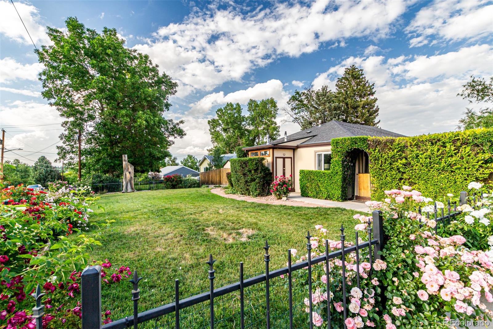 MLS Image #2 for 1060 s eaton street,lakewood, Colorado