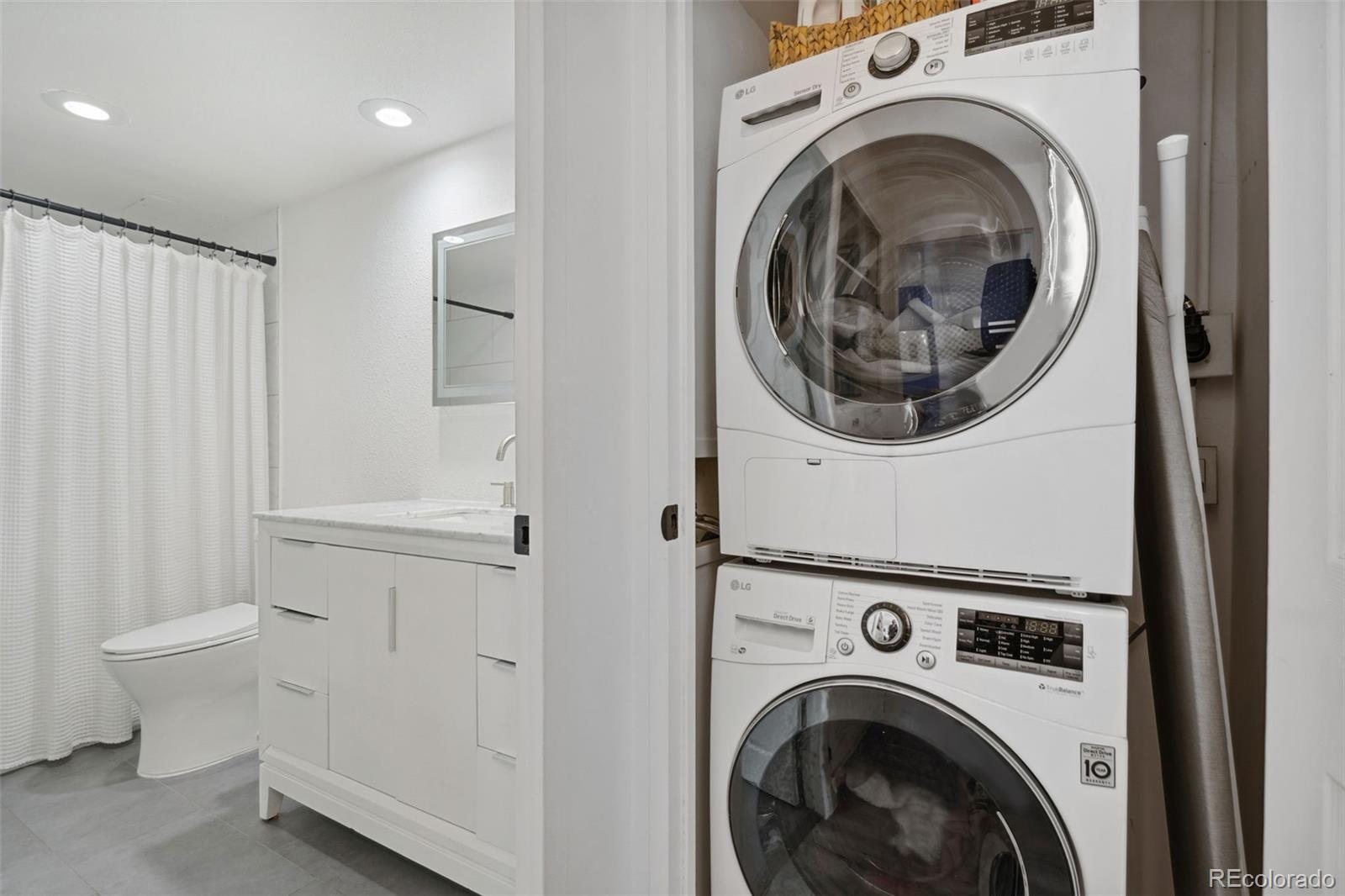 MLS Image #15 for 790 n washington street,denver, Colorado