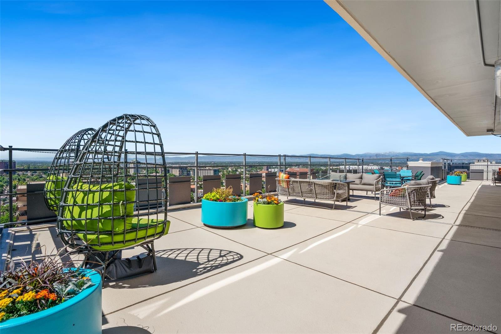 MLS Image #19 for 790 n washington street,denver, Colorado