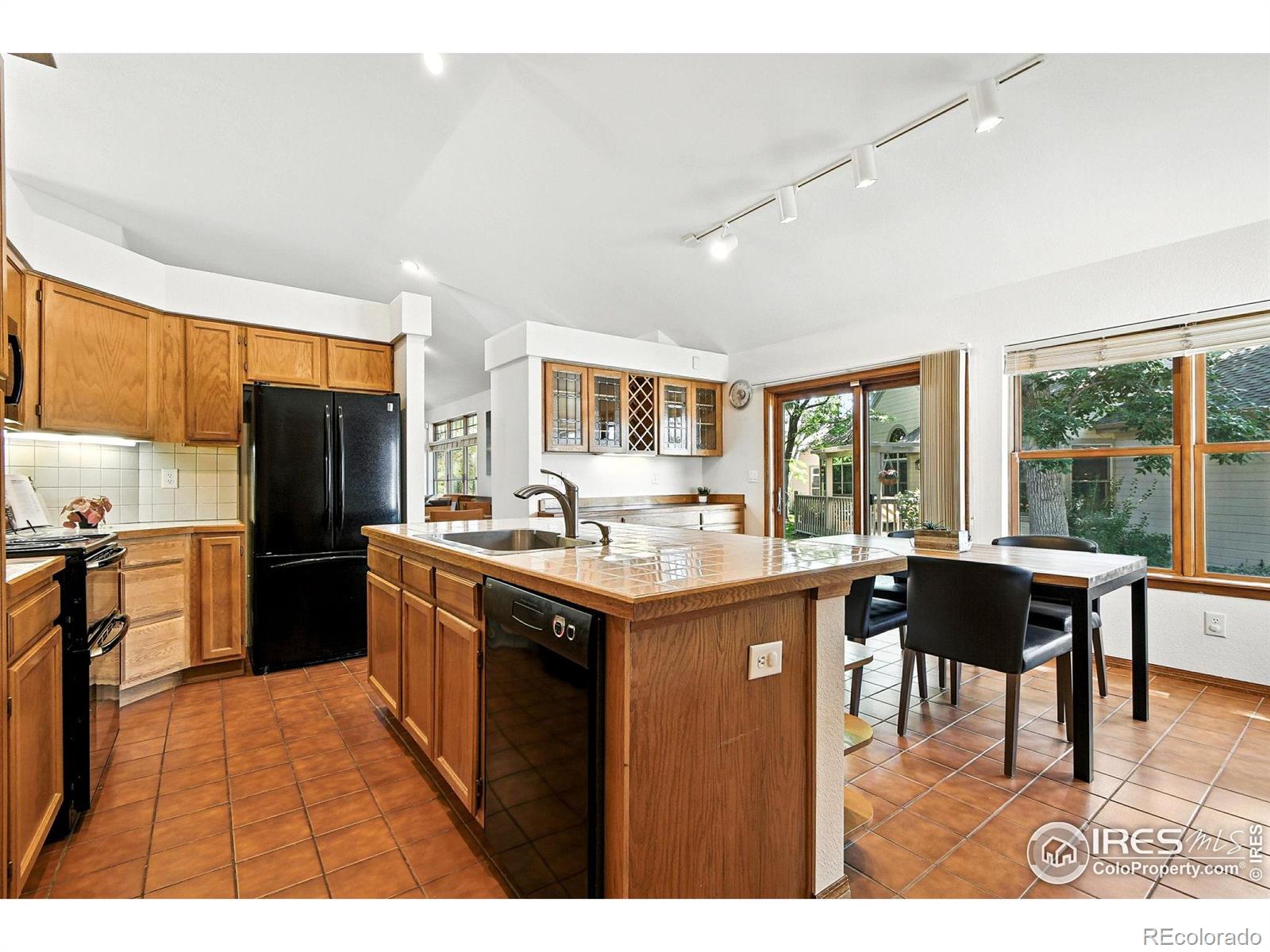 MLS Image #11 for 203  springs drive,louisville, Colorado
