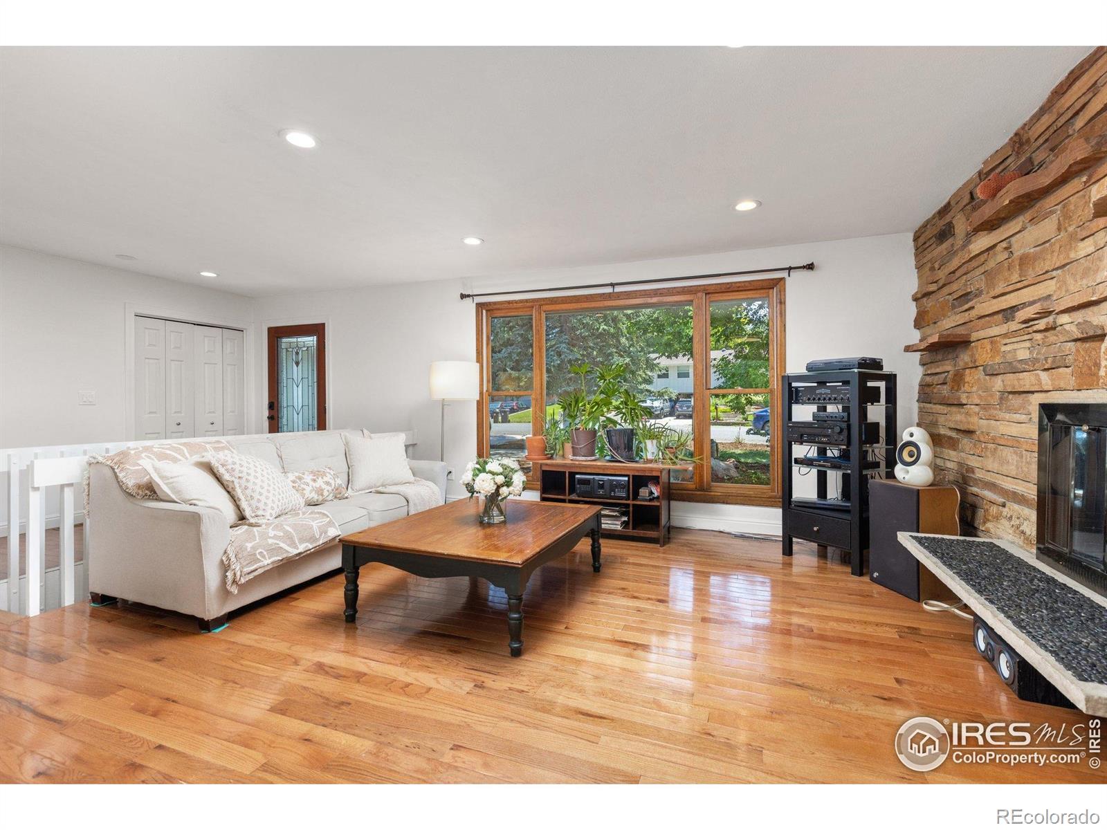 MLS Image #4 for 7261  mount meeker road,longmont, Colorado