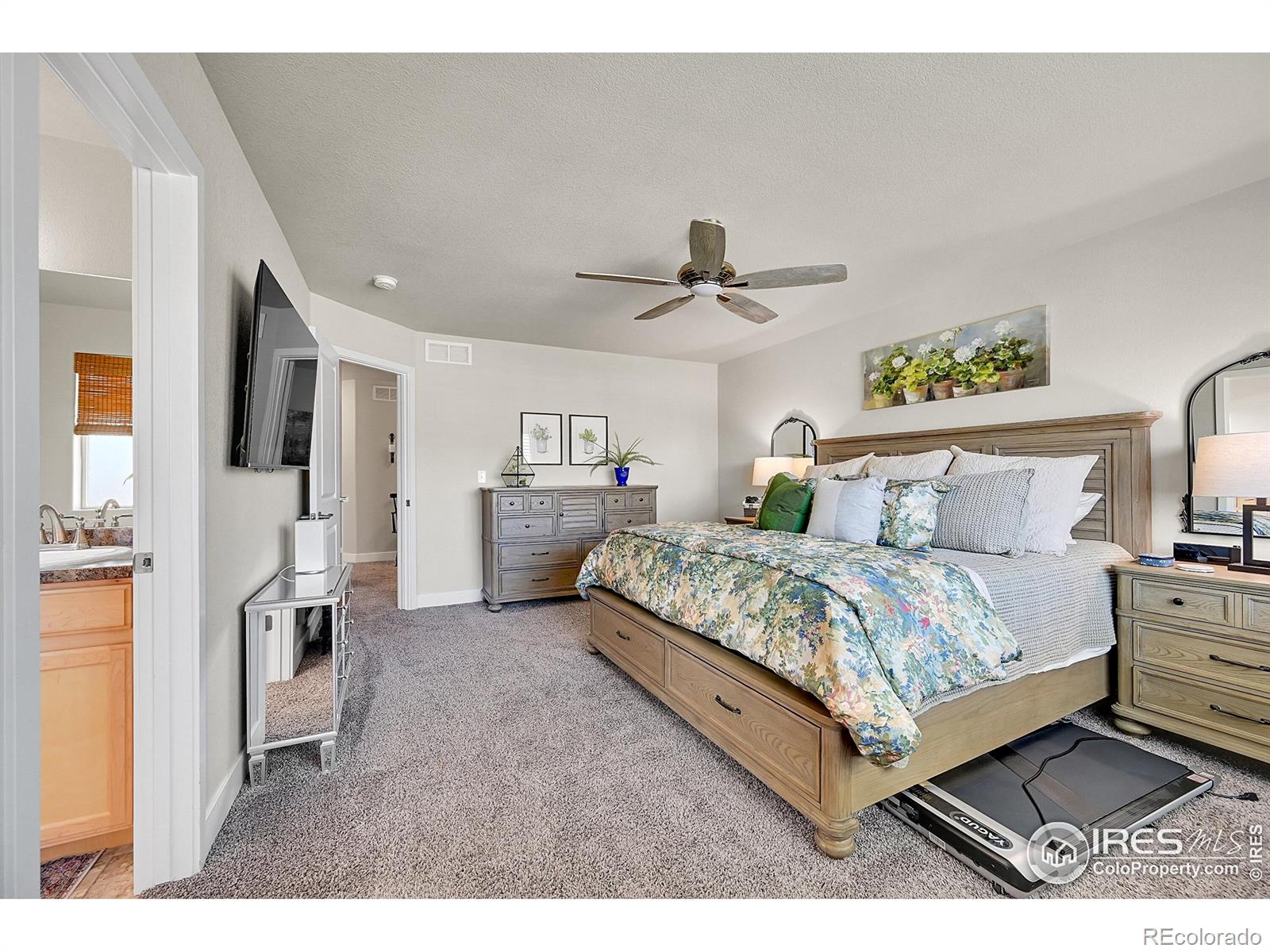 MLS Image #16 for 2597  elk lane,johnstown, Colorado