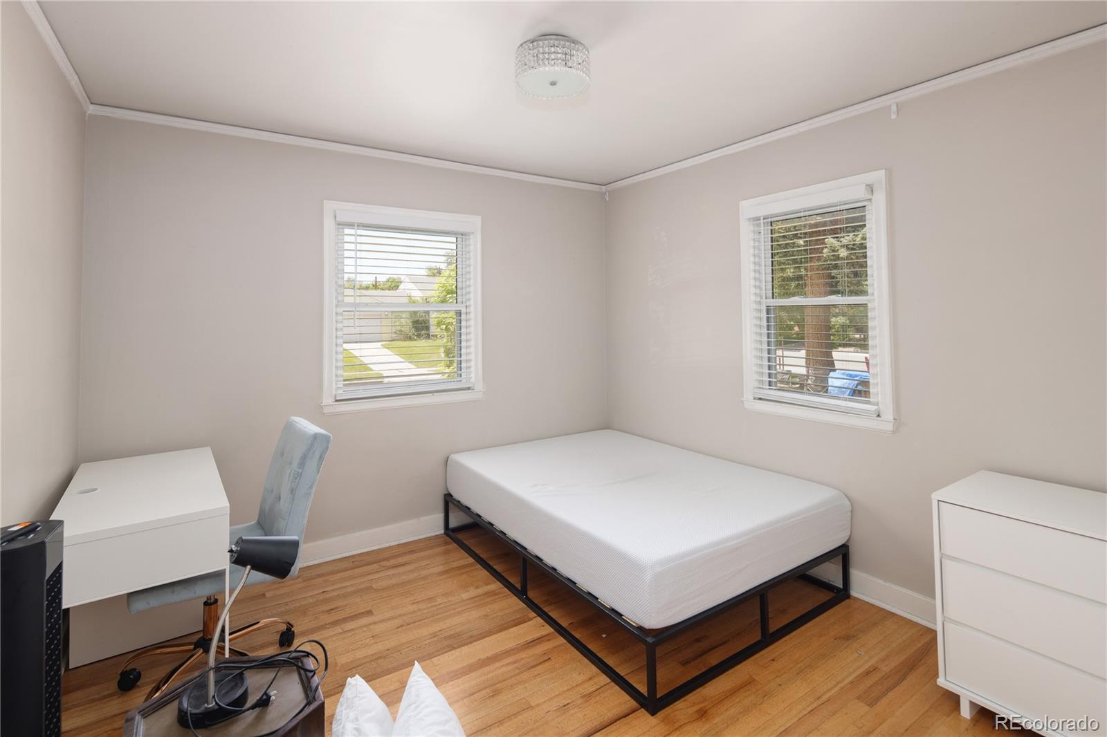 MLS Image #12 for 1712 s gilpin street,denver, Colorado