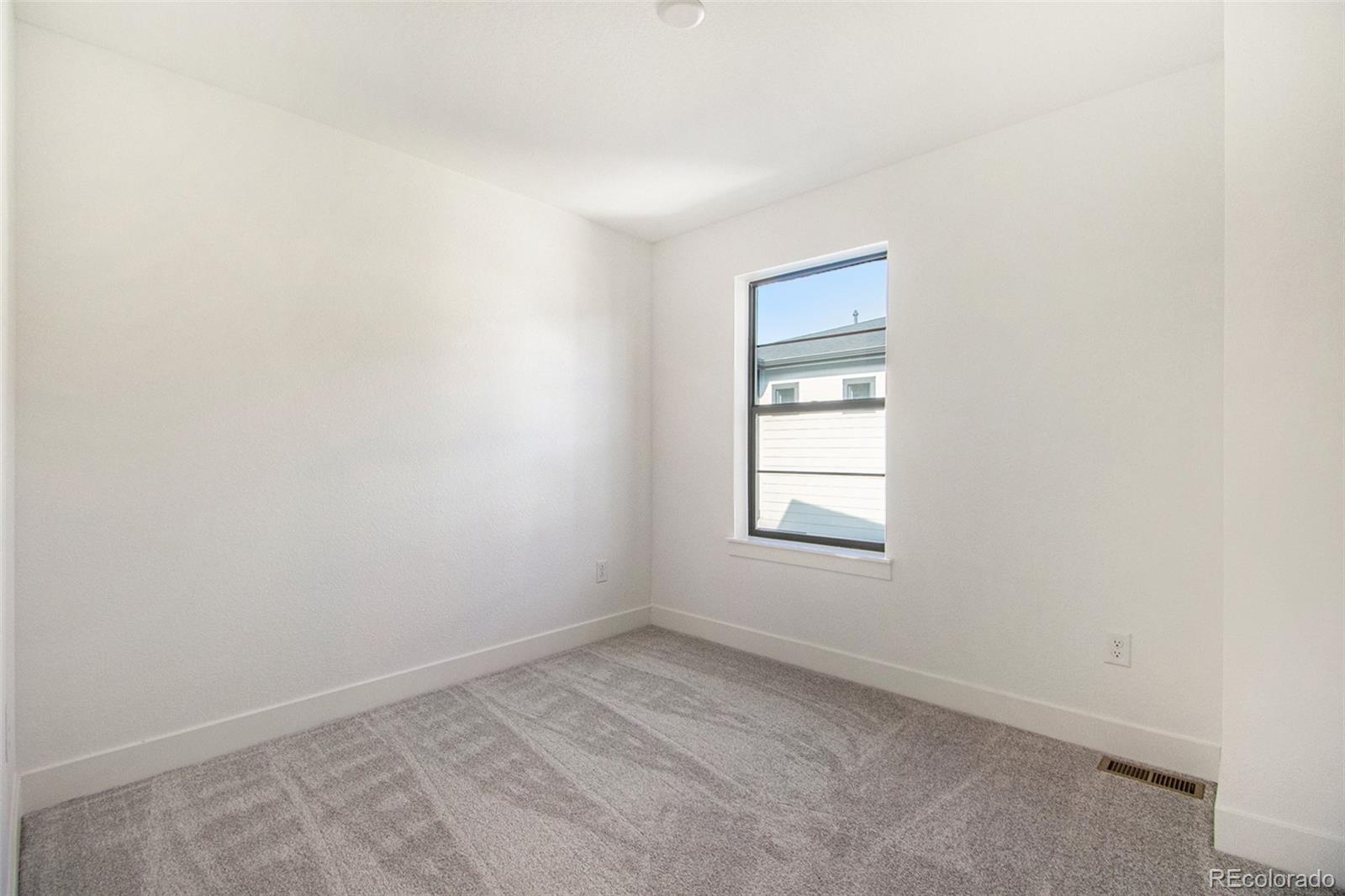 MLS Image #10 for 2032 s holly street 3,denver, Colorado