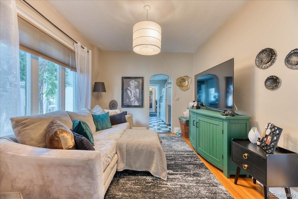 MLS Image #4 for 284 s marion parkway,denver, Colorado