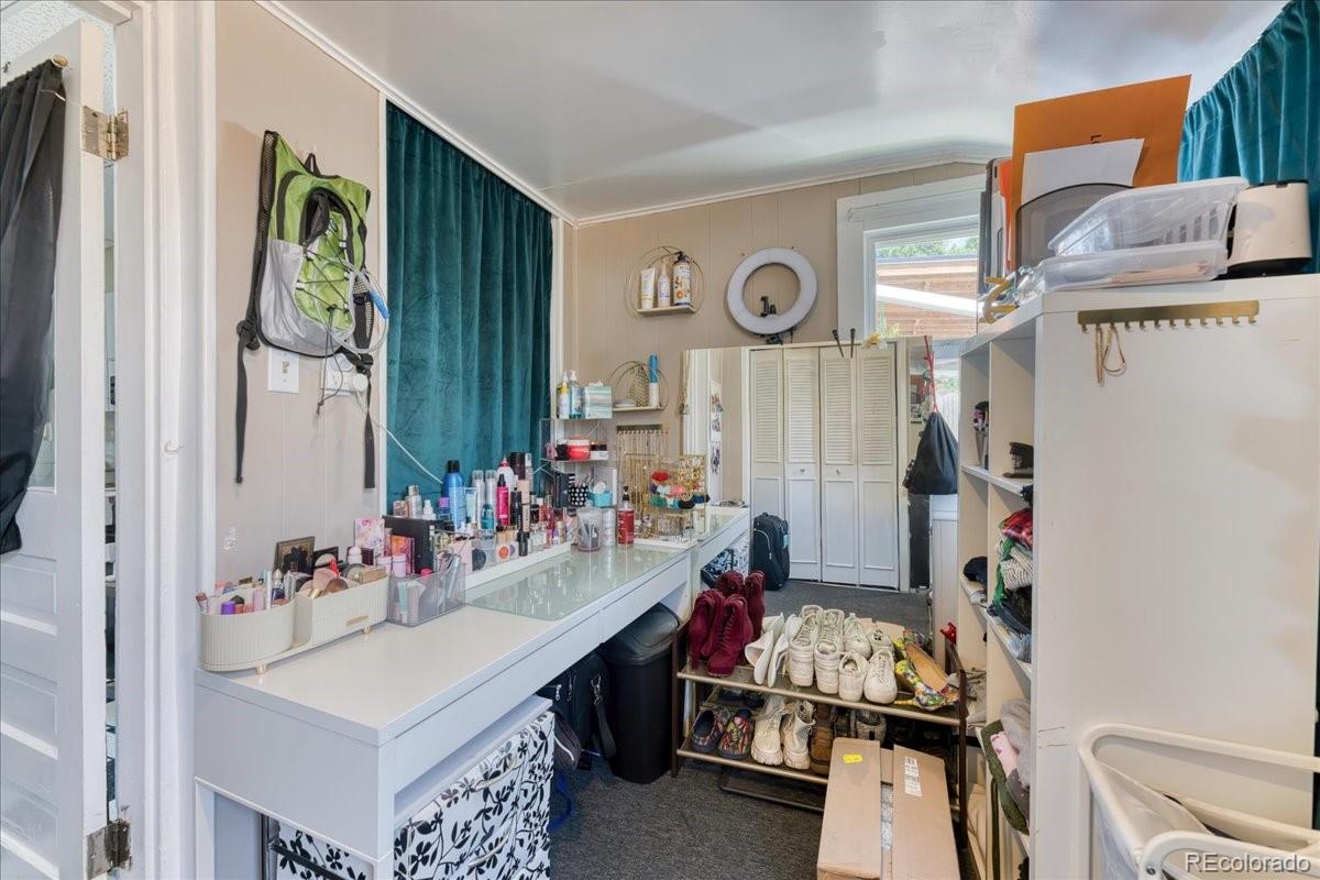 MLS Image #9 for 284 s marion parkway,denver, Colorado