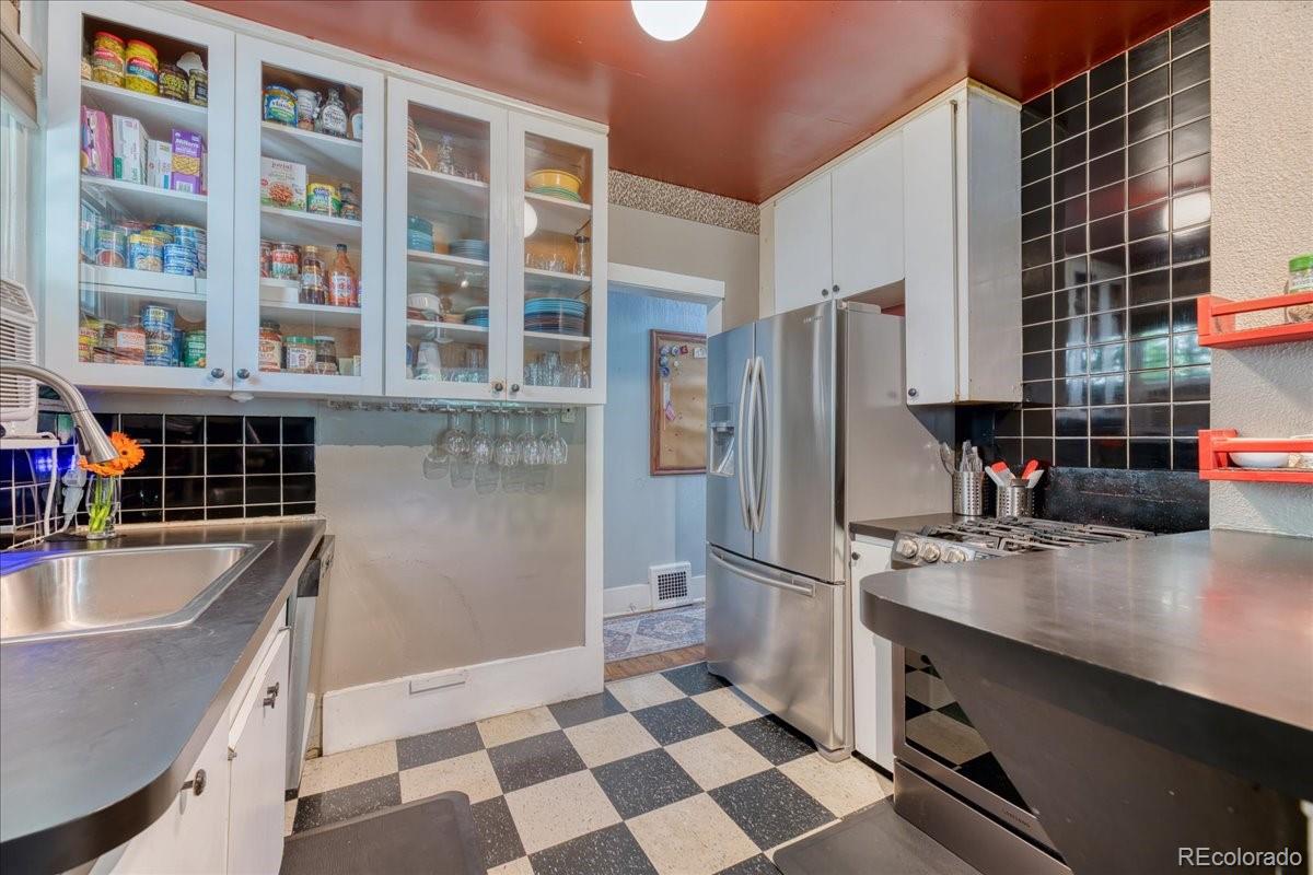 MLS Image #15 for 290 s marion st pkwy,denver, Colorado