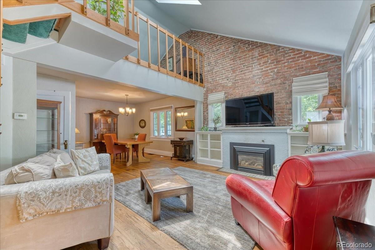 MLS Image #17 for 290 s marion st pkwy,denver, Colorado