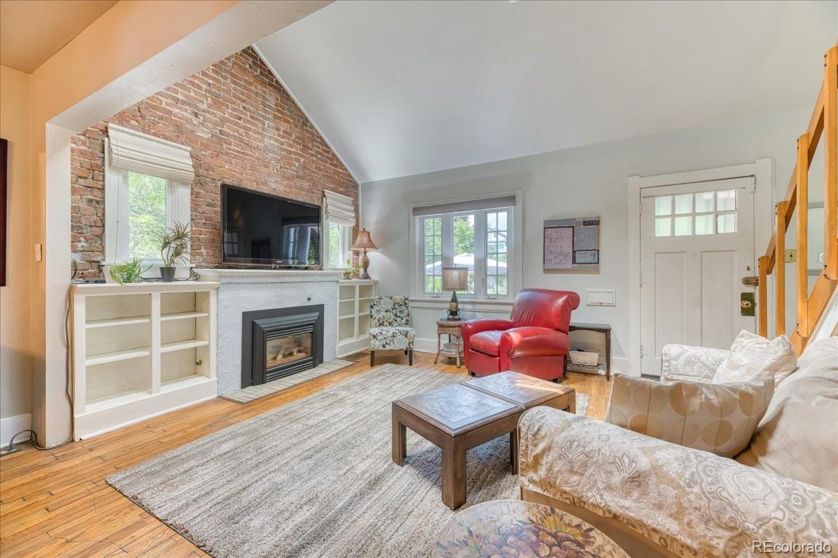 MLS Image #18 for 290 s marion st pkwy,denver, Colorado