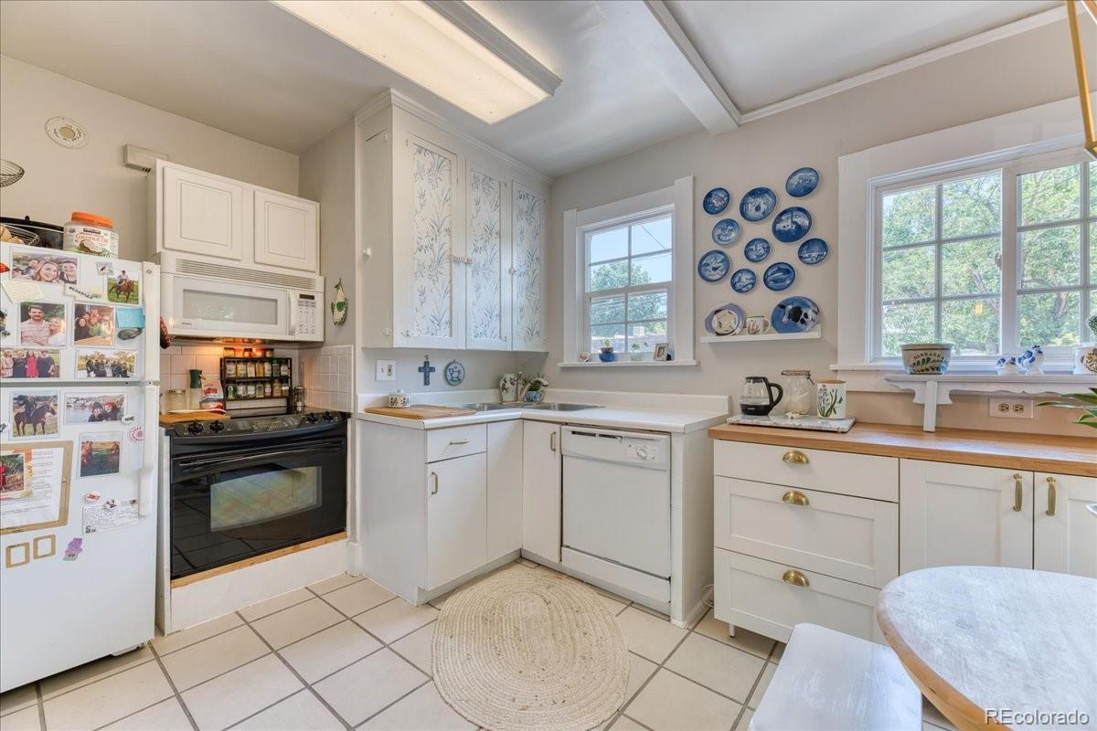 MLS Image #27 for 290 s marion st pkwy,denver, Colorado