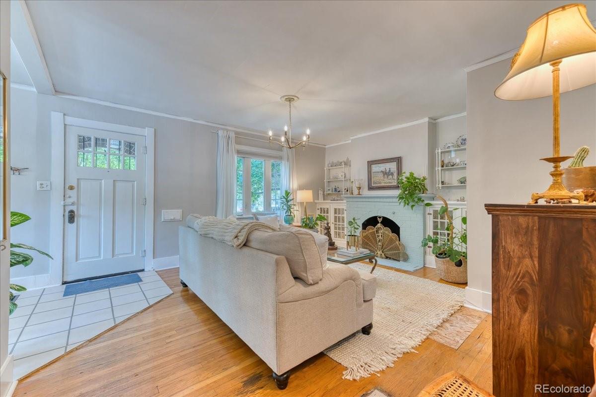 MLS Image #29 for 290 s marion st pkwy,denver, Colorado