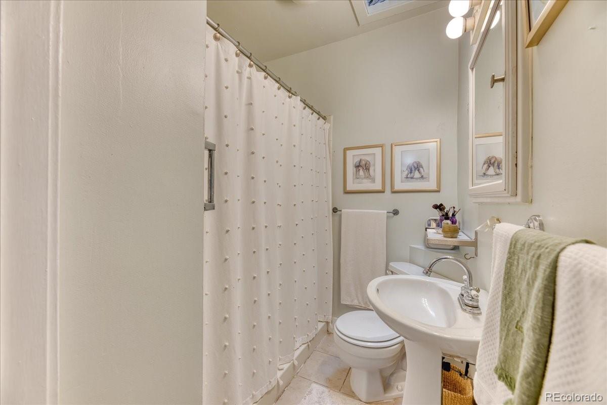 MLS Image #33 for 290 s marion st pkwy,denver, Colorado