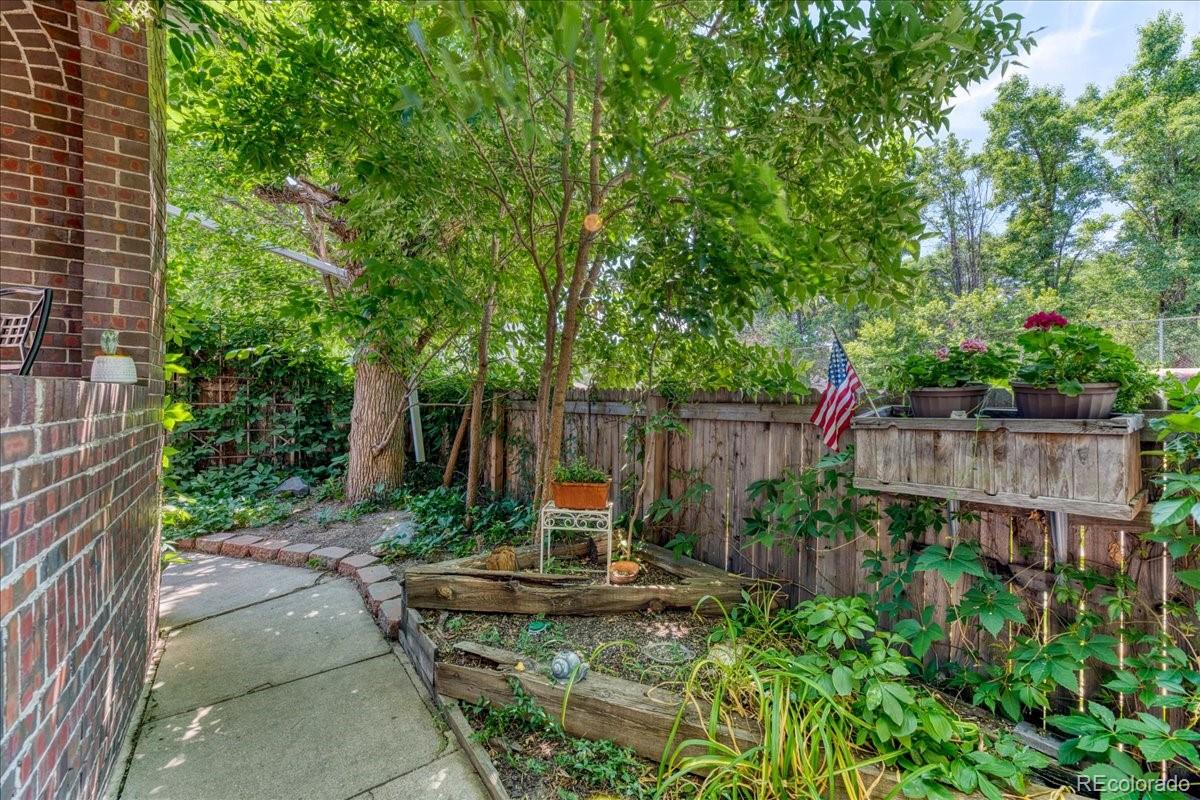 MLS Image #8 for 290 s marion st pkwy,denver, Colorado