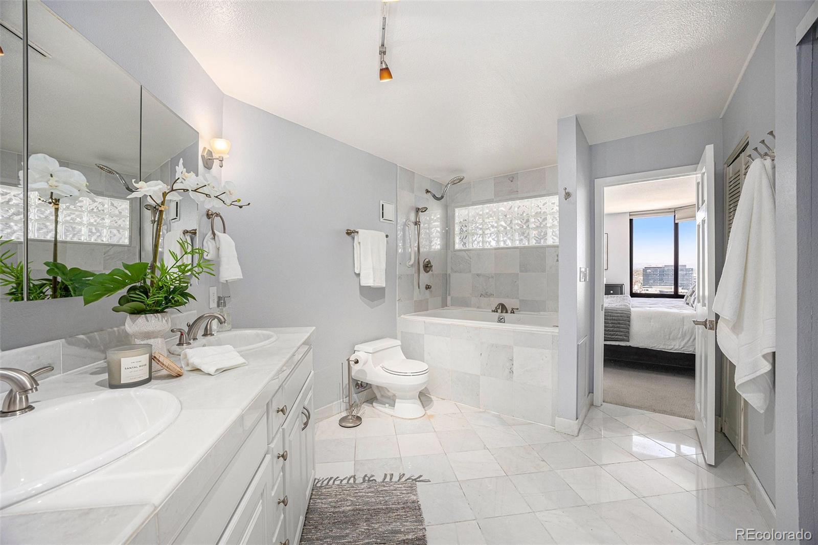 MLS Image #10 for 1625  larimer street,denver, Colorado