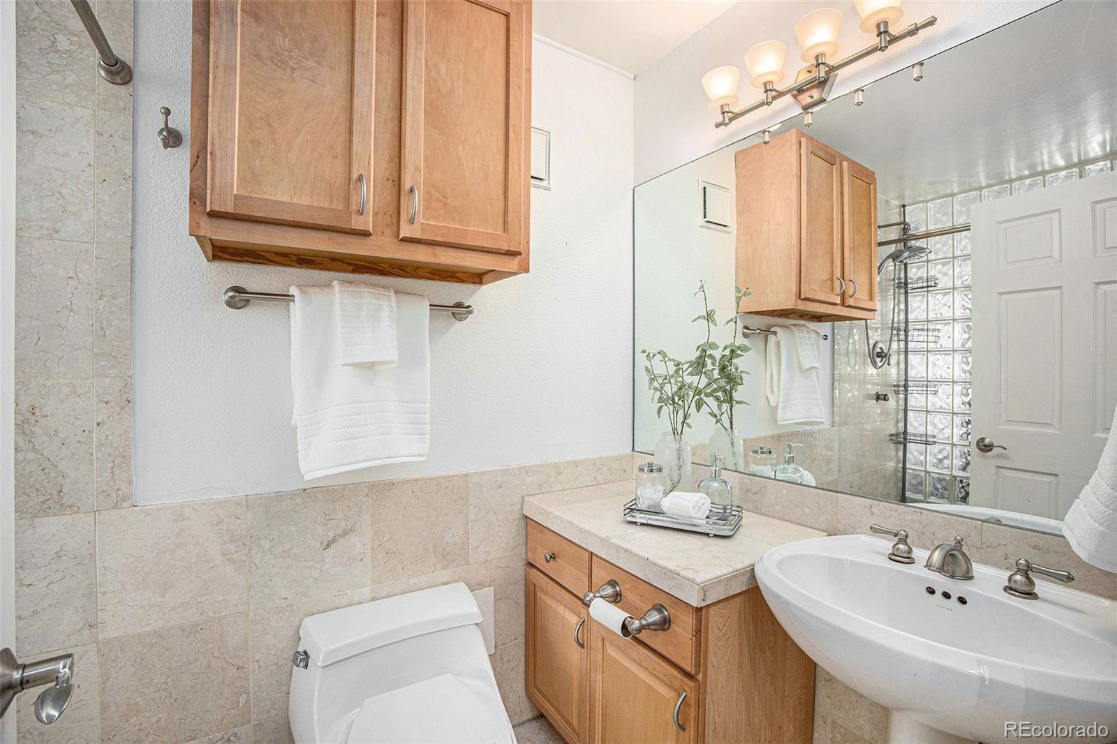 MLS Image #7 for 1625  larimer street,denver, Colorado