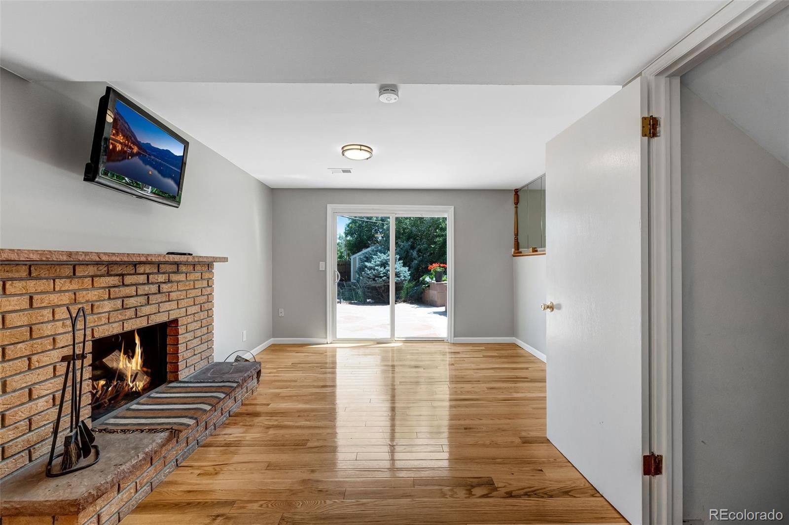 MLS Image #15 for 4660 e briarwood place,centennial, Colorado