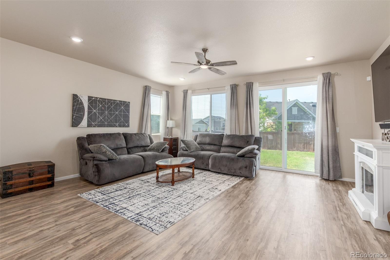 MLS Image #5 for 1933  griffin drive,brighton, Colorado