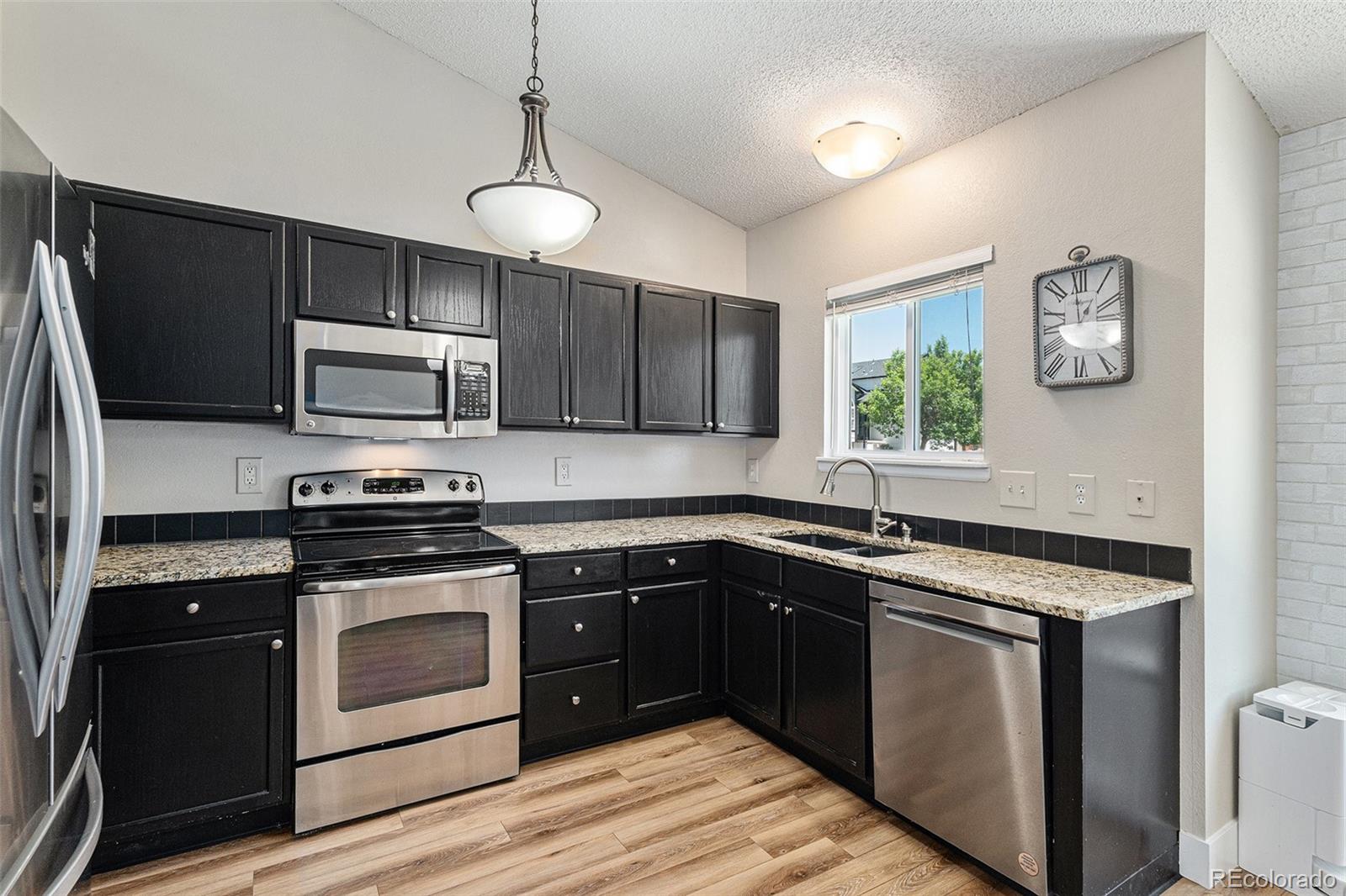 MLS Image #6 for 5102 s lisbon way,centennial, Colorado