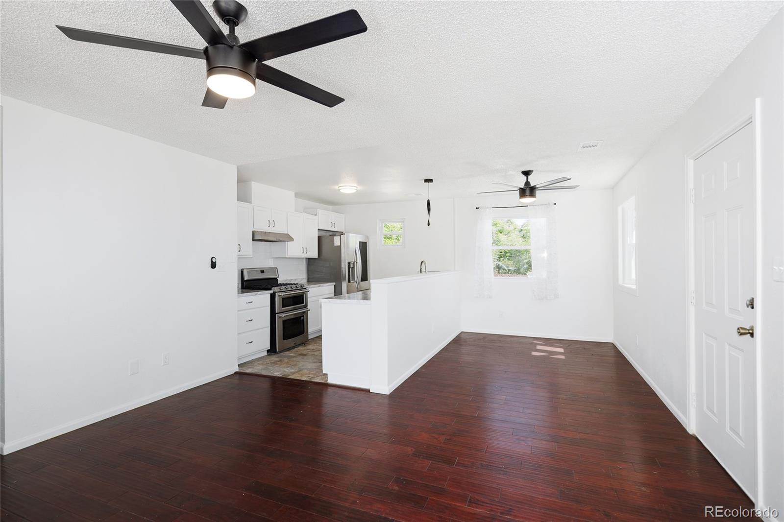 MLS Image #10 for 1455 w alaska place,denver, Colorado