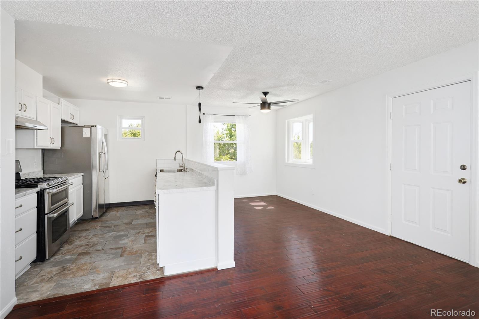 MLS Image #14 for 1455 w alaska place,denver, Colorado