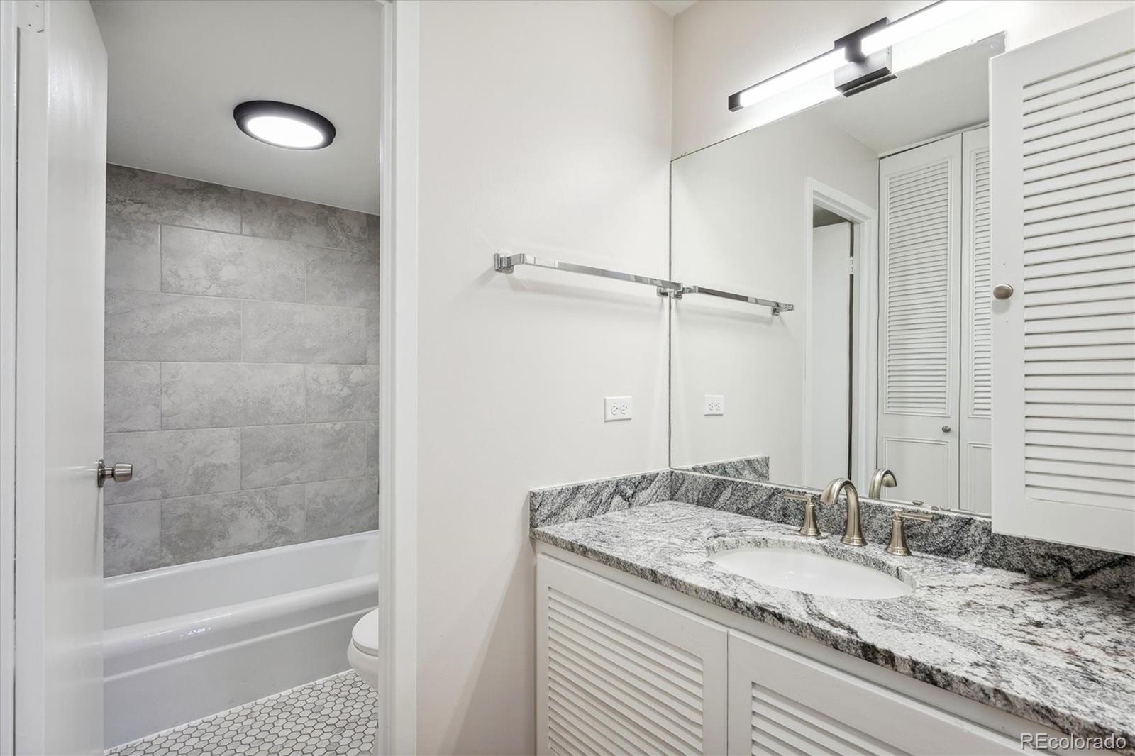 MLS Image #9 for 955  eudora street 505e,denver, Colorado