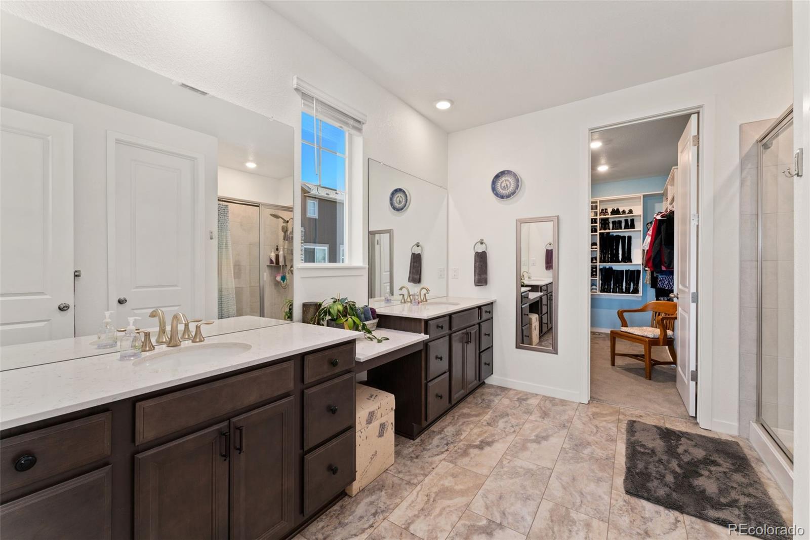 MLS Image #12 for 872 s flat rock way,aurora, Colorado