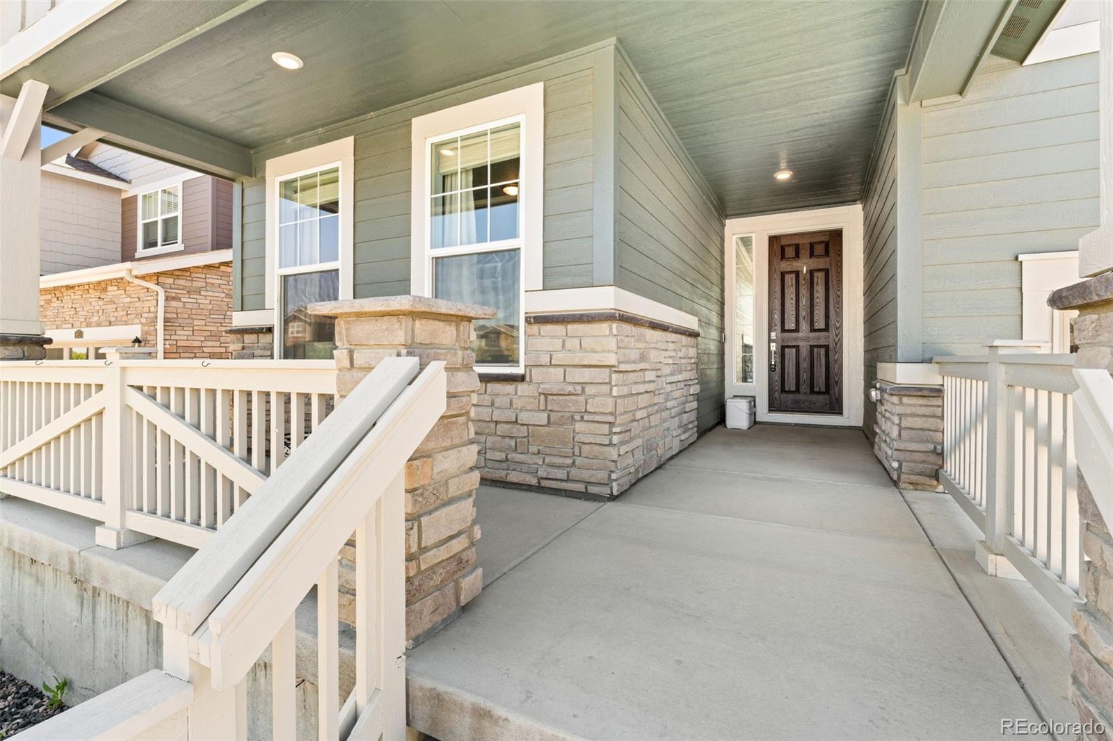 MLS Image #2 for 872 s flat rock way,aurora, Colorado
