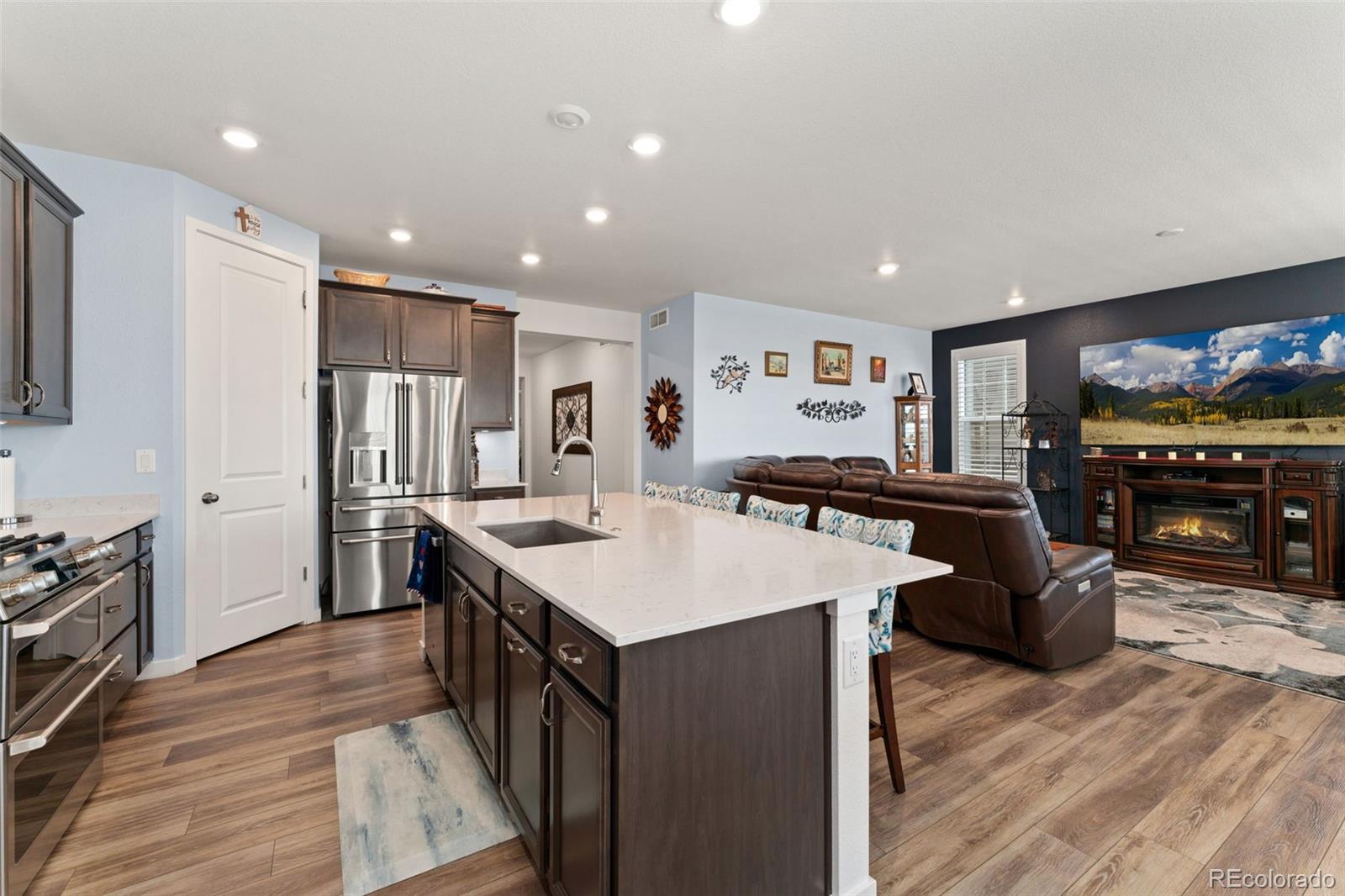MLS Image #9 for 872 s flat rock way,aurora, Colorado