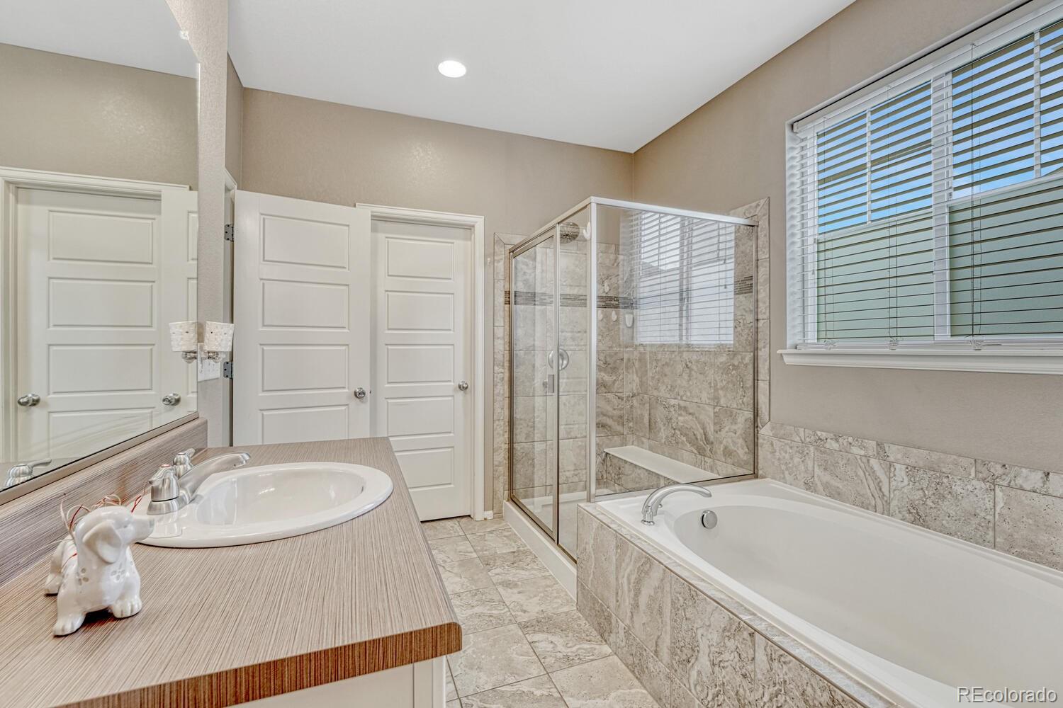 MLS Image #22 for 22583 e union circle,aurora, Colorado