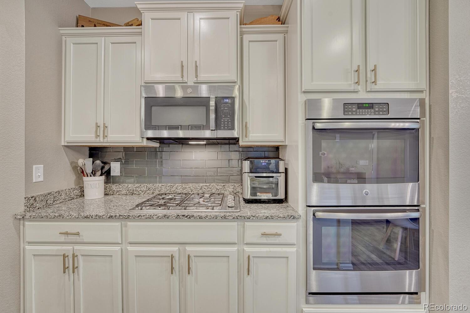 MLS Image #9 for 22583 e union circle,aurora, Colorado