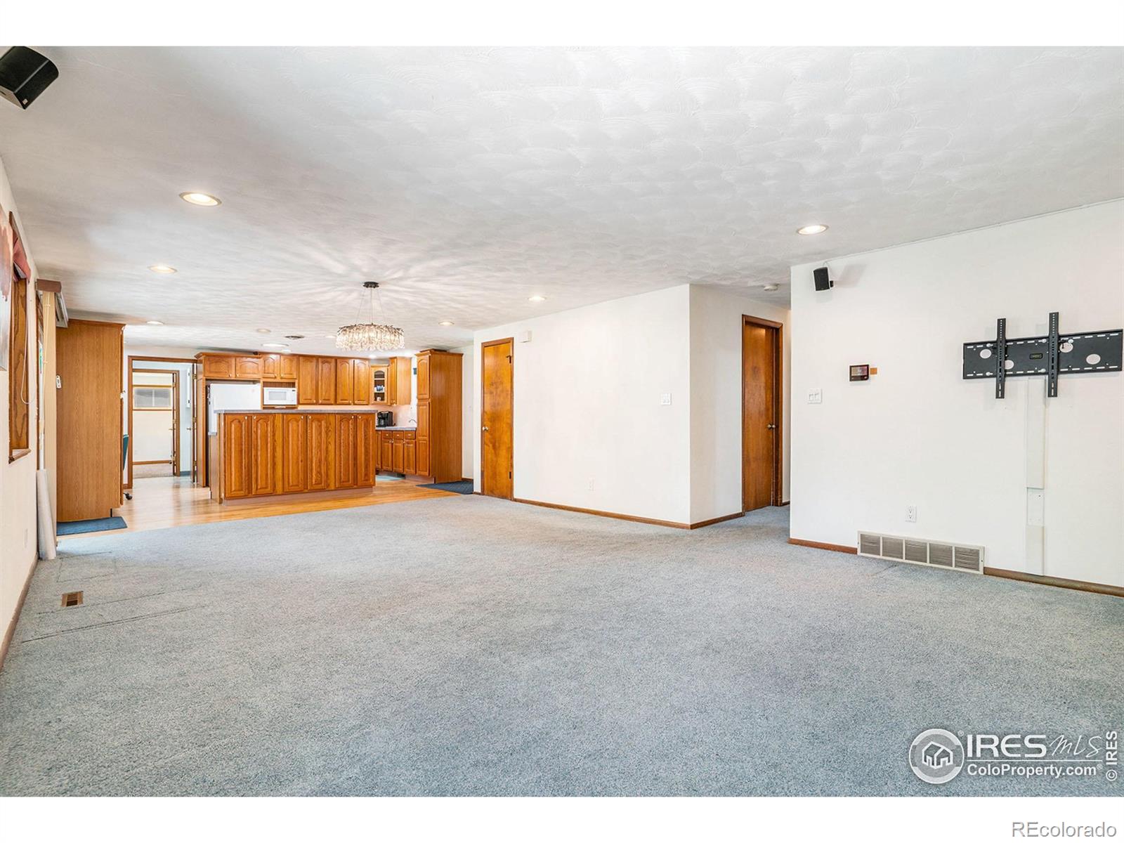 MLS Image #6 for 3011  douglas avenue,loveland, Colorado