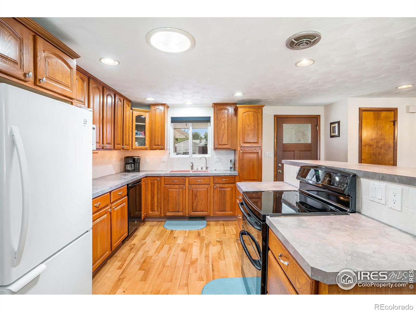 MLS Image #9 for 3011  douglas avenue,loveland, Colorado