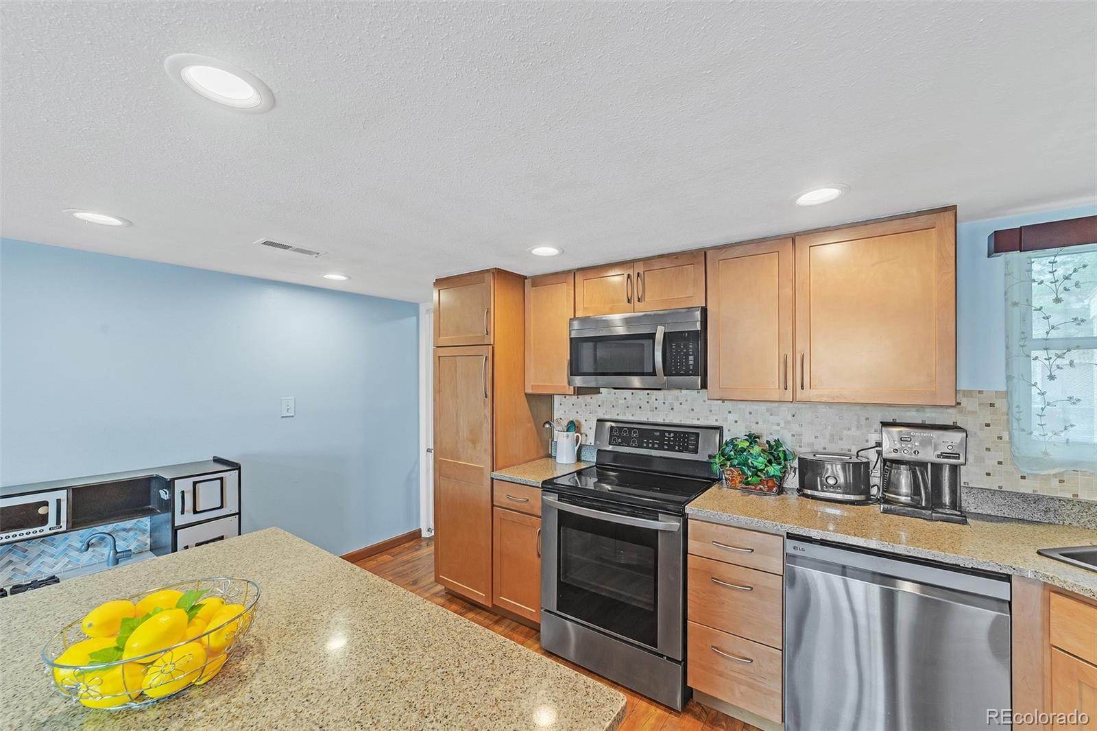 MLS Image #16 for 6925  gayle lyn lane,colorado springs, Colorado