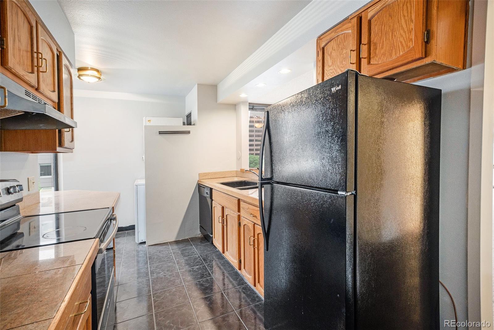 MLS Image #2 for 1625  larimer street,denver, Colorado